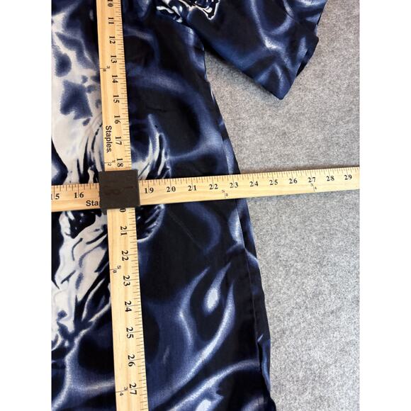 Victorious Button Up Shirt Mens XL Black Blue Flame Praying Hands Graphic Y2K - Picture 3 of 8